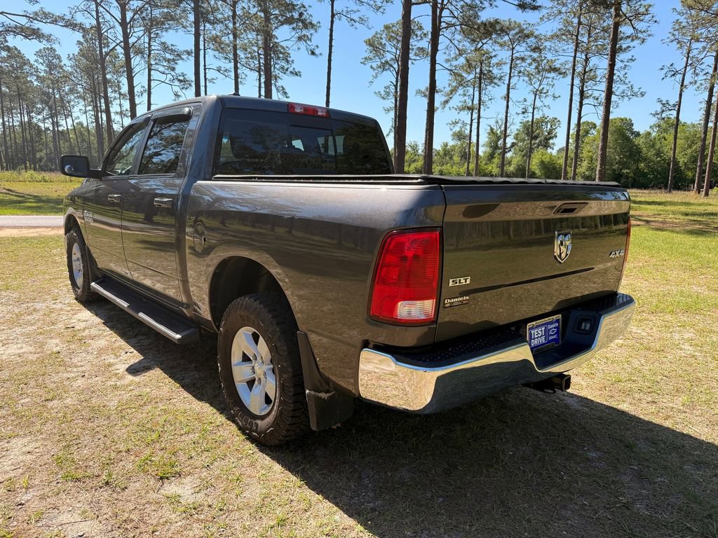 Used 2019 RAM 1500 Classic SLT AWD/4WD image 3