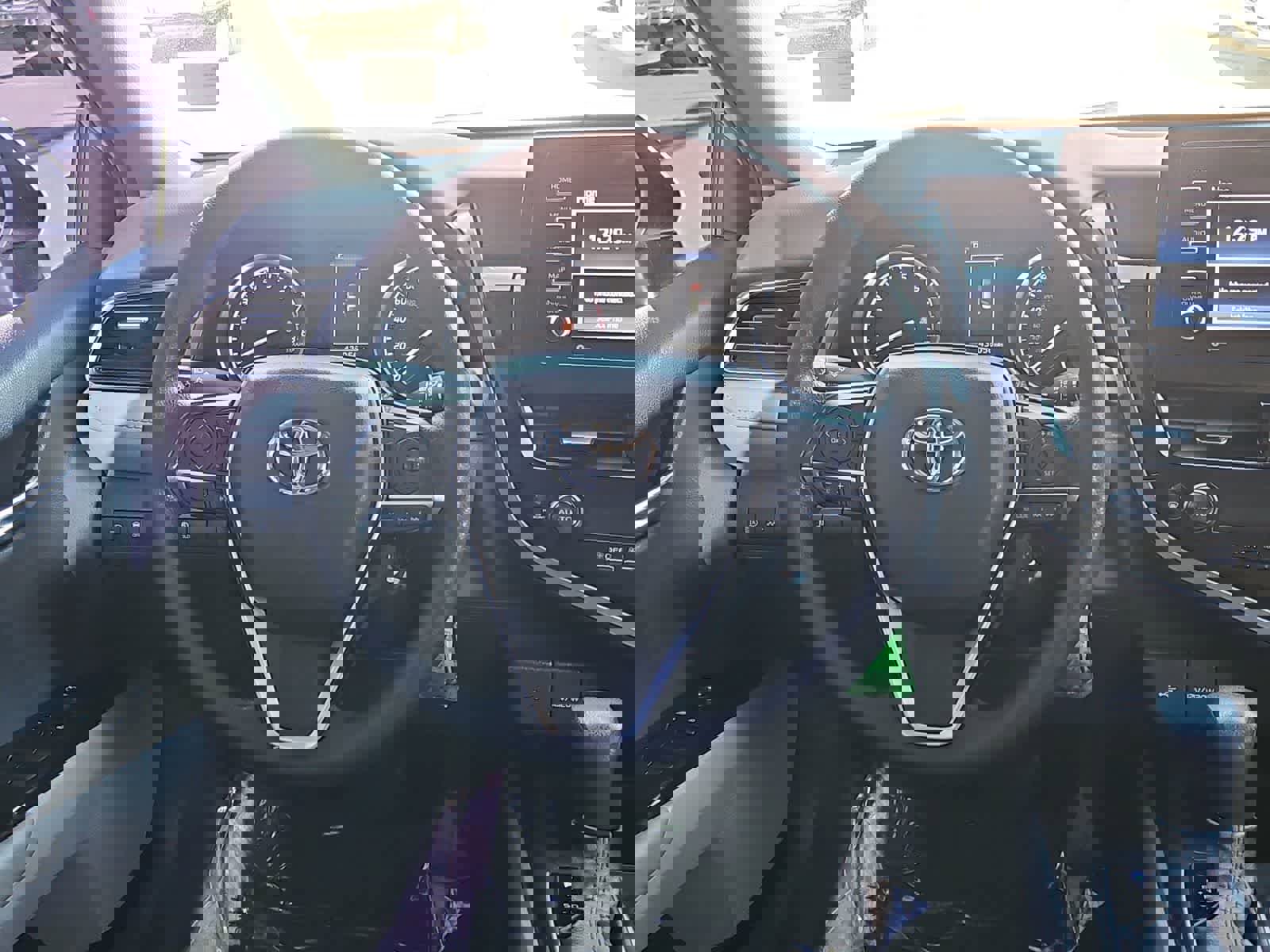 Used 2023 Toyota Camry LE image 23