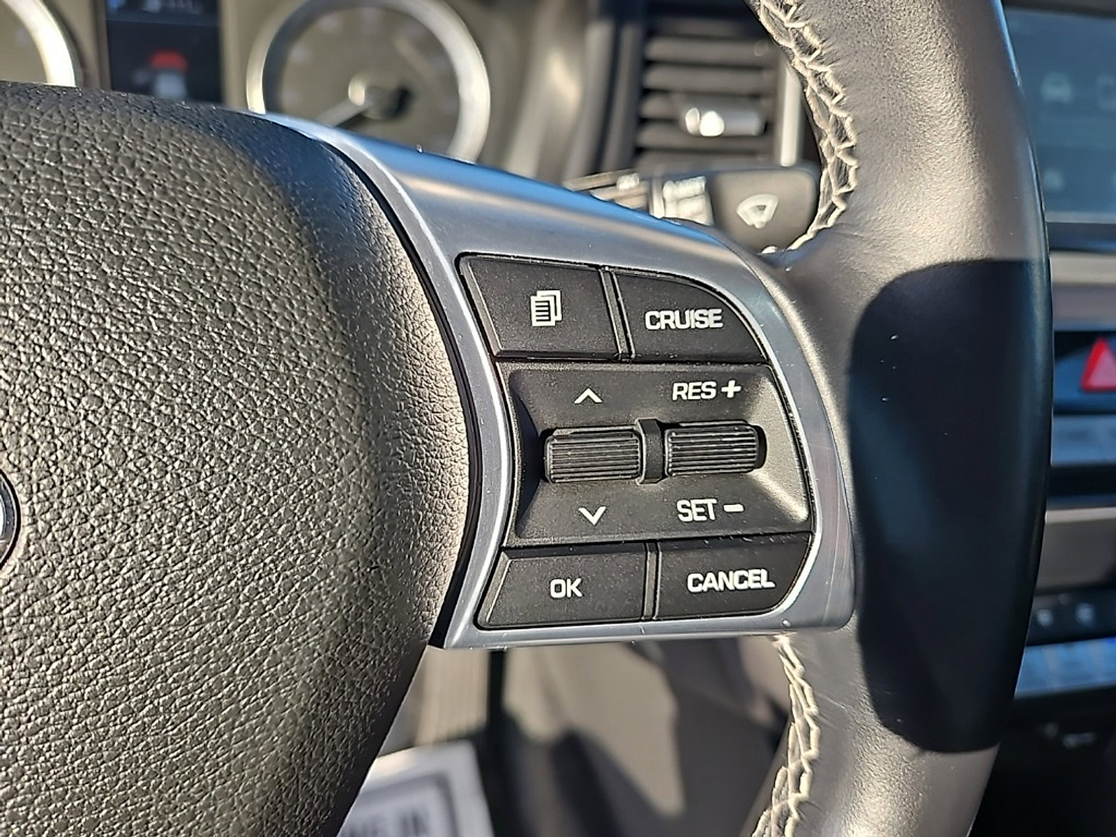 Used 2018 Hyundai Sonata Limited image 24