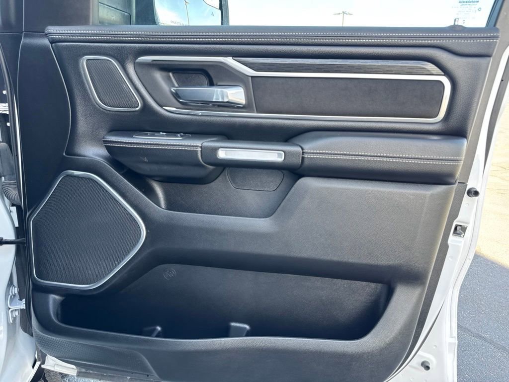 Used 2023 RAM 1500 Laramie AWD/4WD image 40