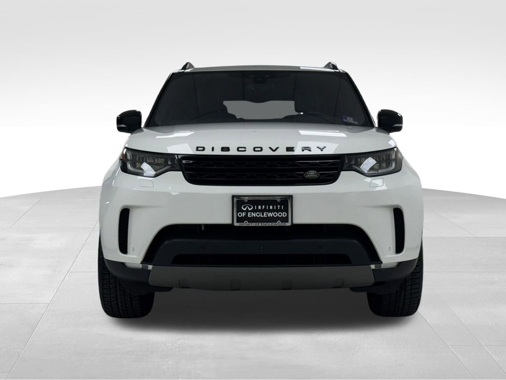 Used 2017 Land Rover Discovery HSE image 2