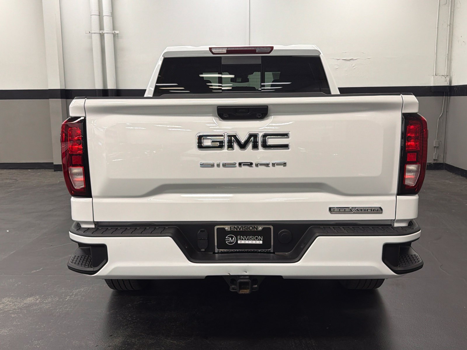 Used 2025 GMC Sierra 1500 Elevation w/ Preferred Package RWD image 11
