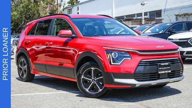 Certified 2025 Kia Niro EX