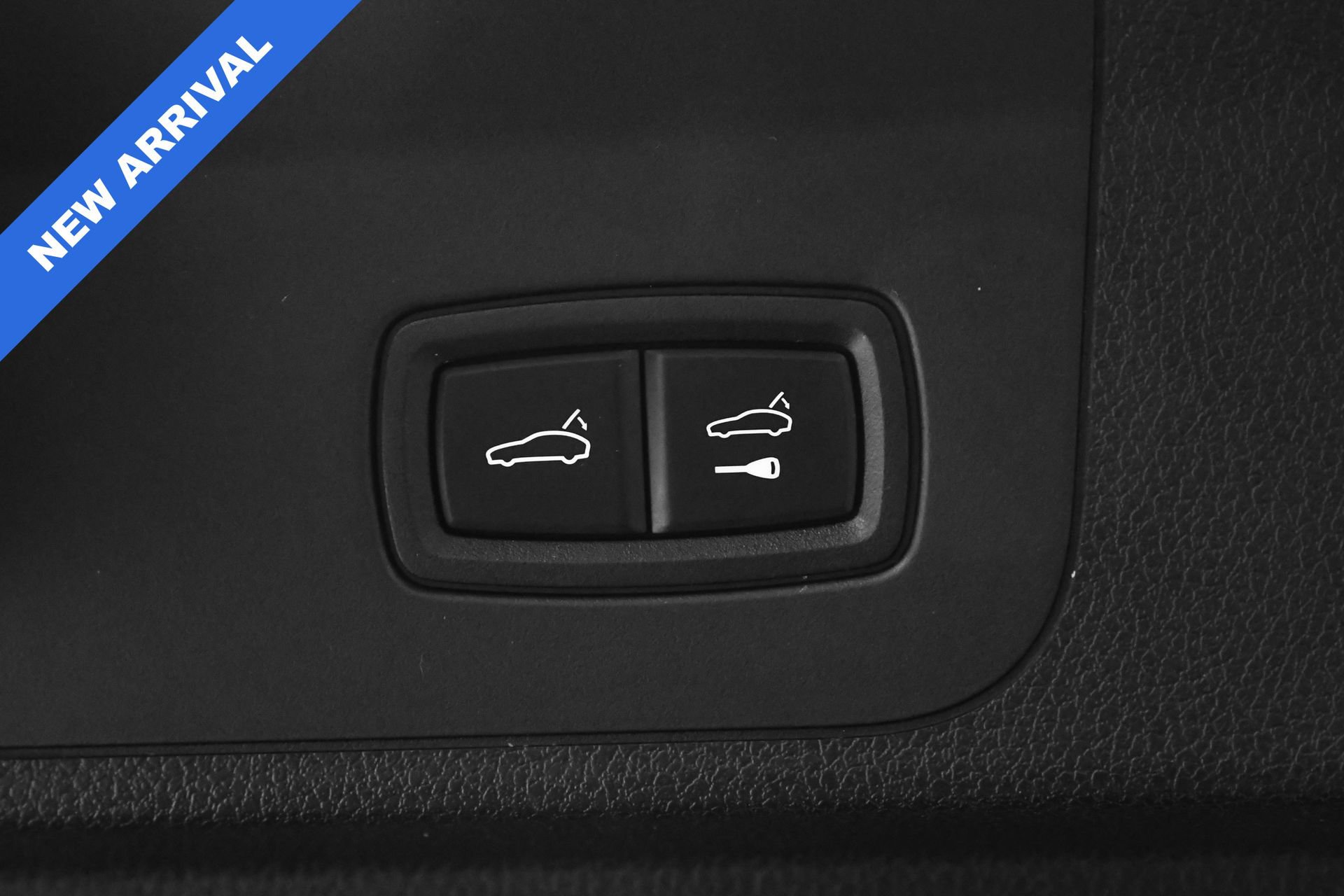 Used 2022 Porsche Panamera Platinum Edition image 8