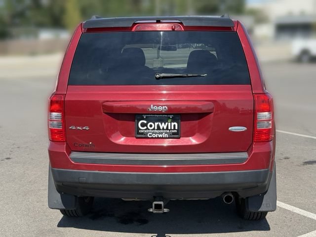 Used 2012 Jeep Patriot Latitude w/ Trailer Tow Prep Group AWD/4WD image 15
