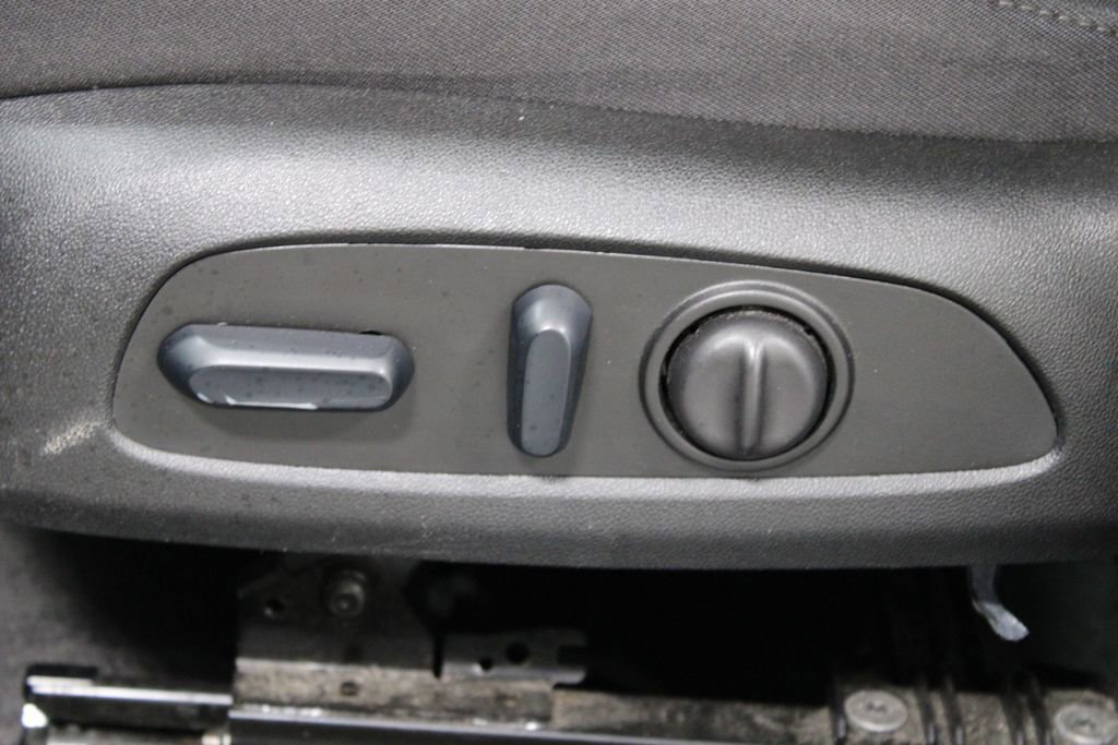 Used 2024 Chevrolet Malibu LT FWD image 19