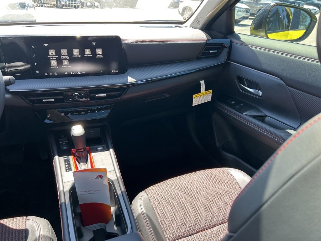 New 2026 Nissan Kicks SR w/ SR Premium Package FWD image 12