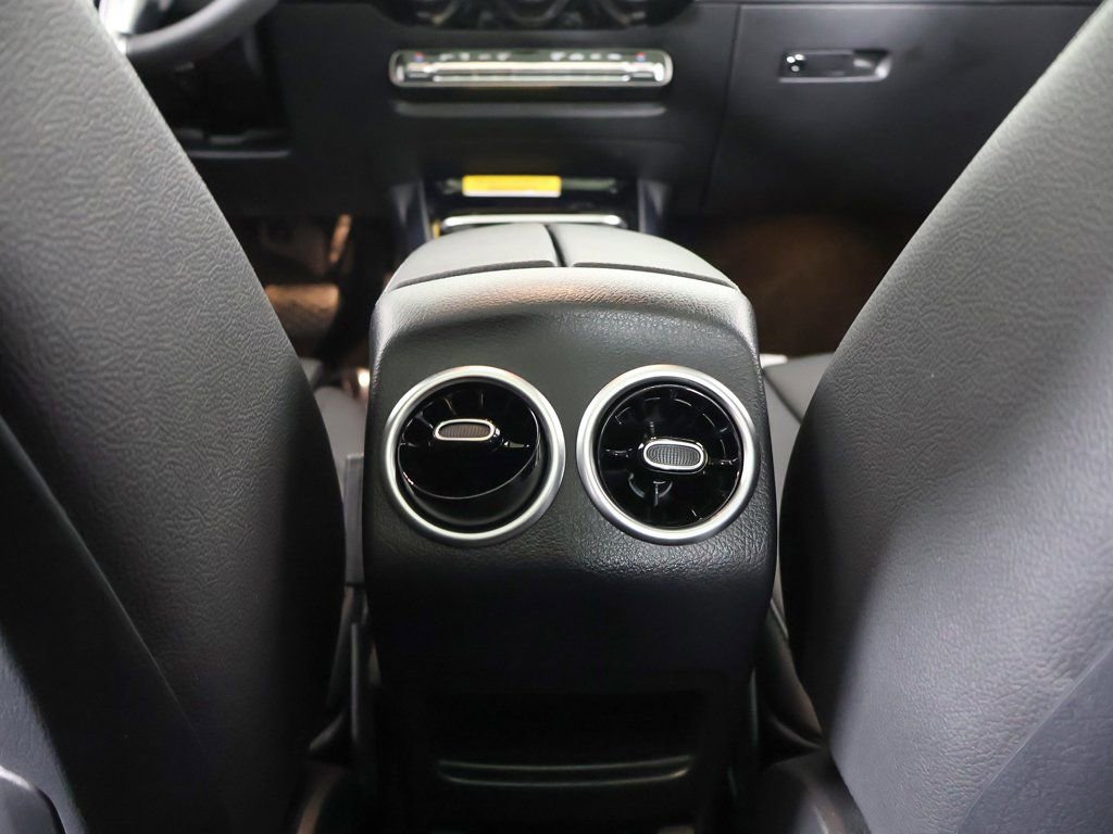 Used 2025 Mercedes-Benz GLA 250 4MATIC image 53