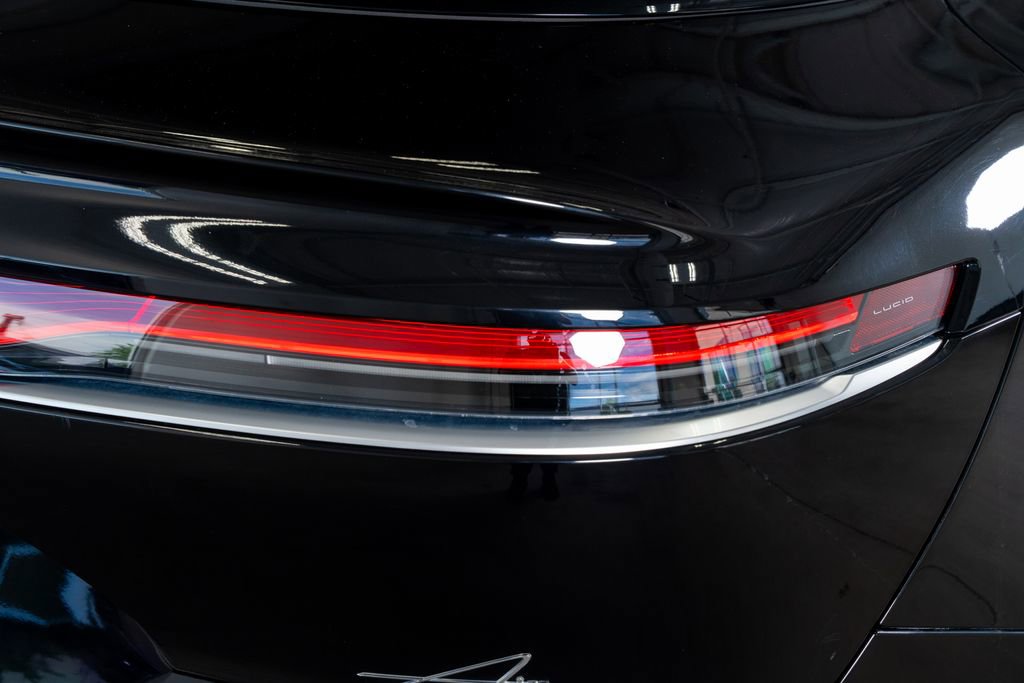 Used 2024 Lucid Air Touring AWD/4WD image 14