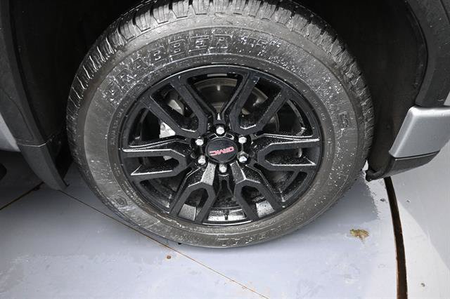 Used 2024 GMC Sierra 1500 Pro w/ Graphite Edition AWD/4WD image 18