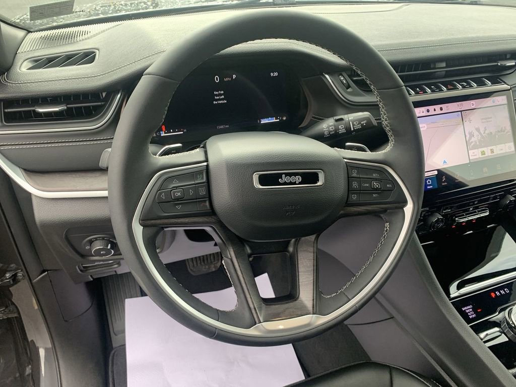 Used 2024 Jeep Grand Cherokee L Limited image 14