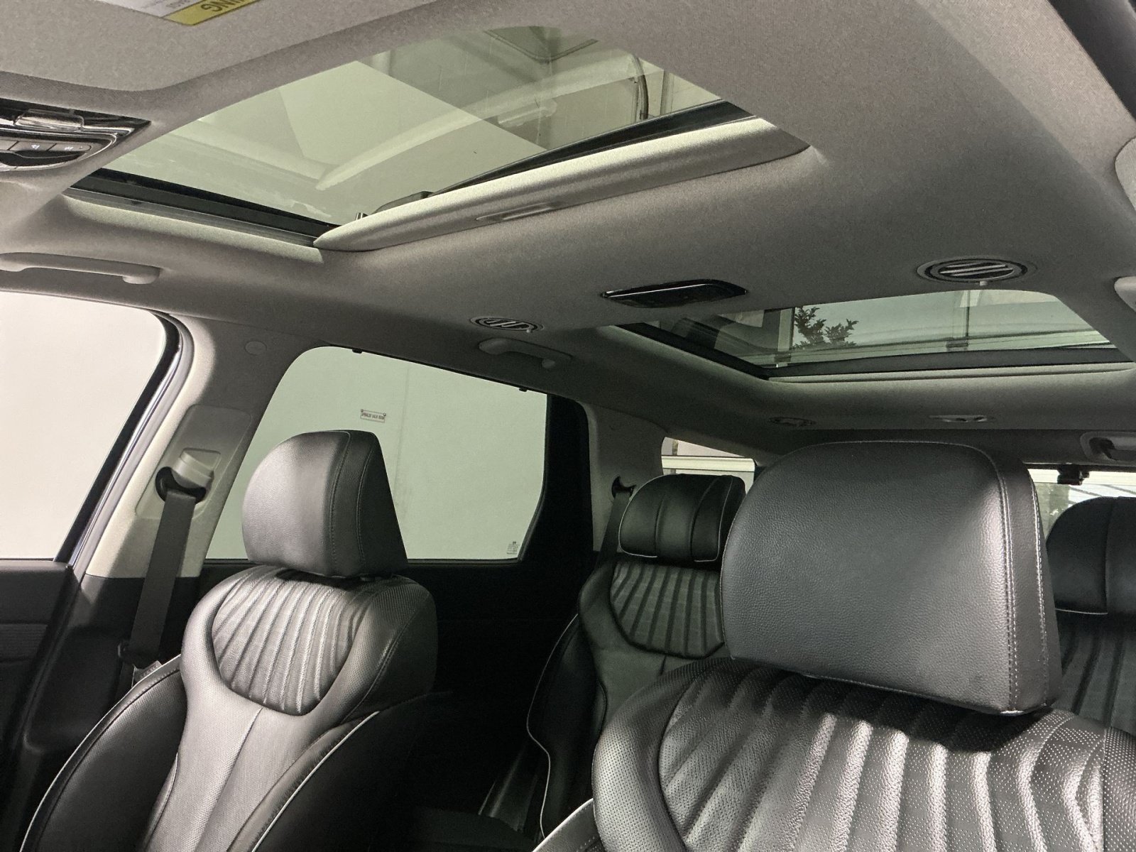 Used 2024 Hyundai Palisade Limited AWD/4WD image 24