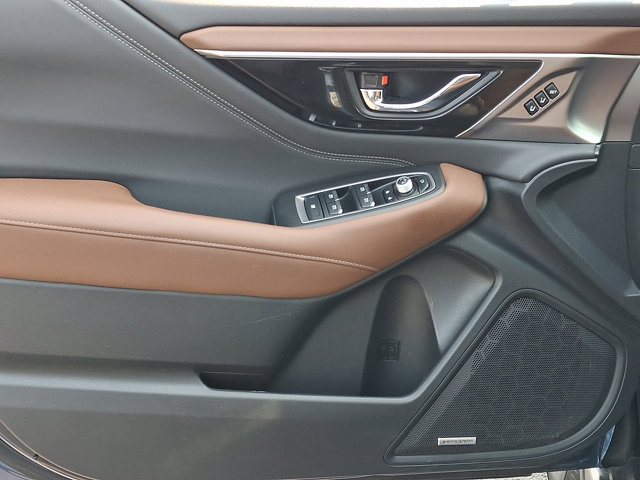 Used 2022 Subaru Outback Touring AWD/4WD image 13