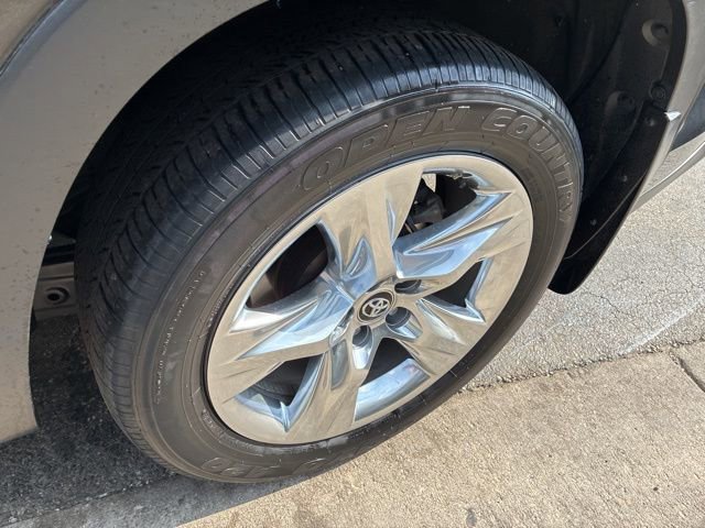 Used 2019 Toyota Highlander Limited AWD/4WD image 56