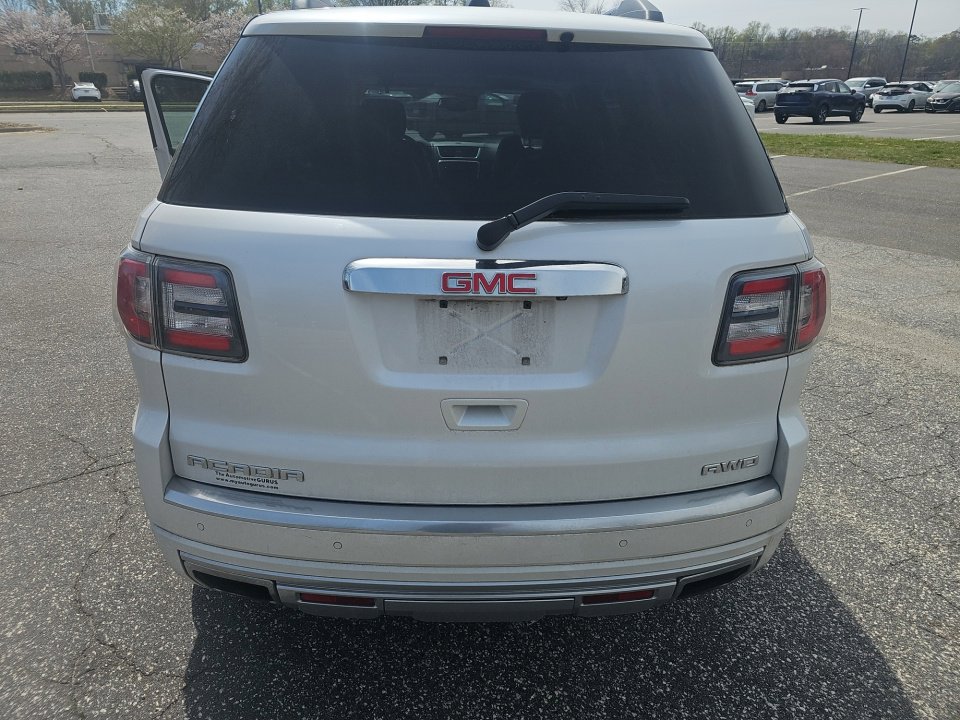 Used 2016 GMC Acadia Denali image 14