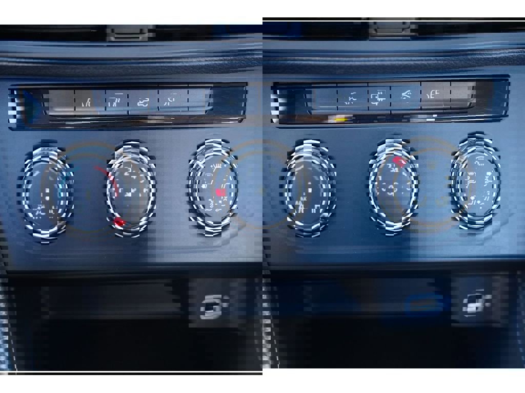 Used 2019 Volkswagen Jetta S image 21