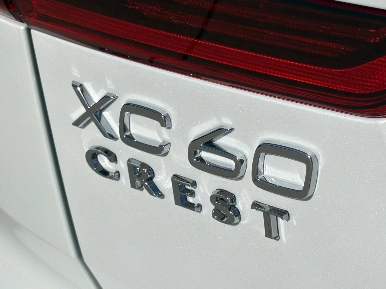 New 2026 Volvo XC60 B5 Plus w/ Protection Package Premier AWD/4WD image 7