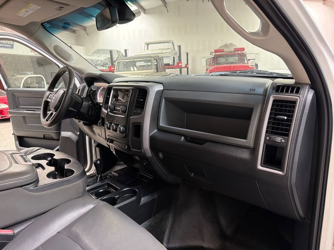 Used 2014 RAM 3500 Tradesman w/ Chrome Appearance Group AWD/4WD image 34