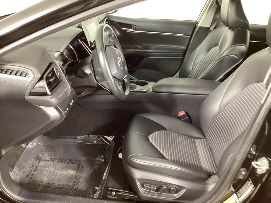 Used 2021 Toyota Camry SE FWD image 10