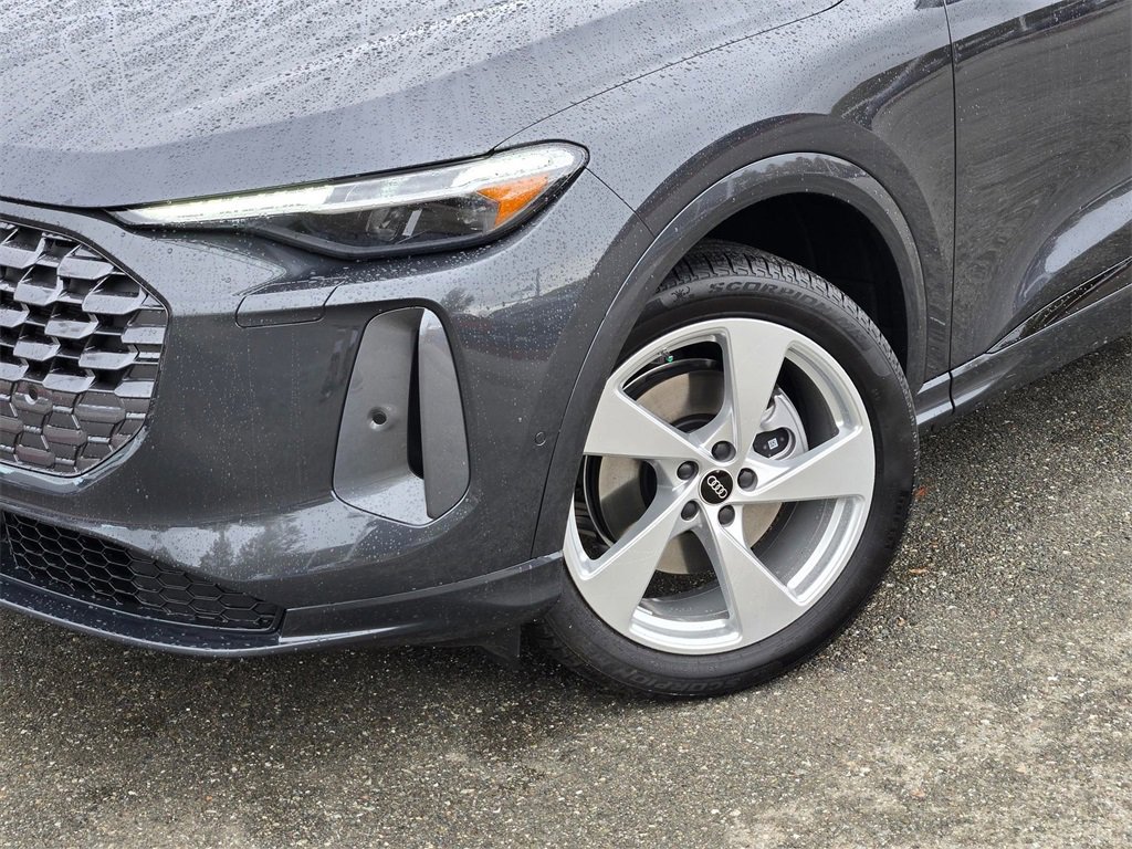 New 2025 Audi Q5 Premium Plus image 9