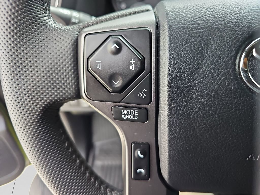Used 2023 Toyota Tacoma TRD Off-Road w/ TRD Premium Off Road Package AWD/4WD image 11