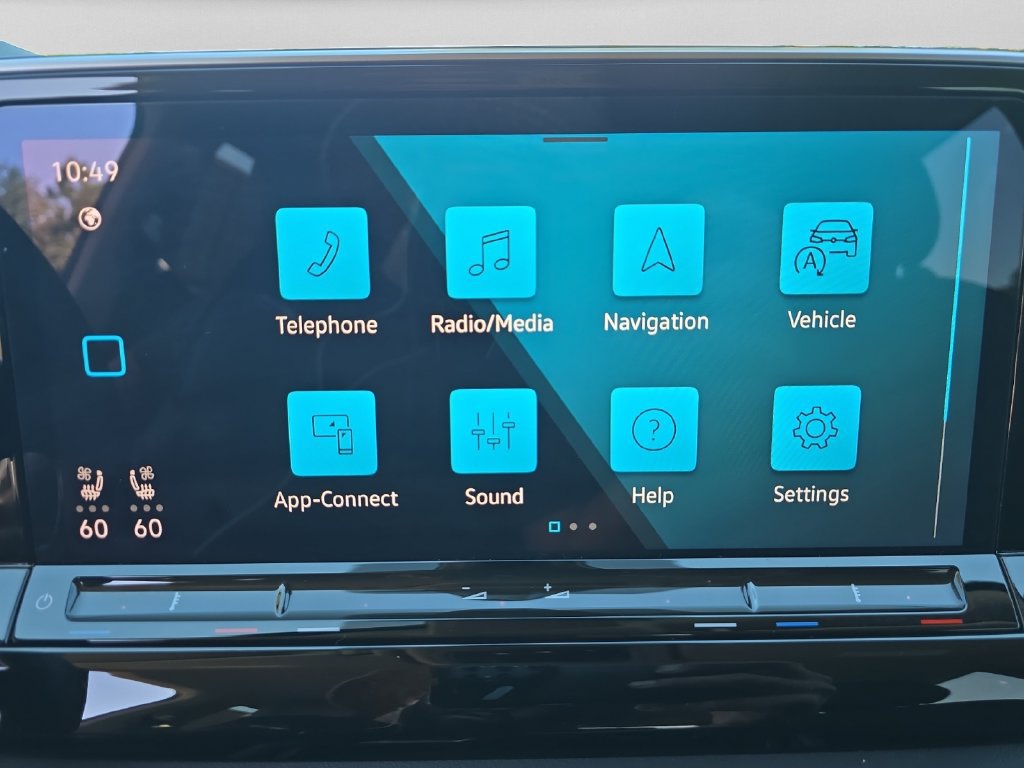 Used 2024 Volkswagen Atlas SE FWD image 13