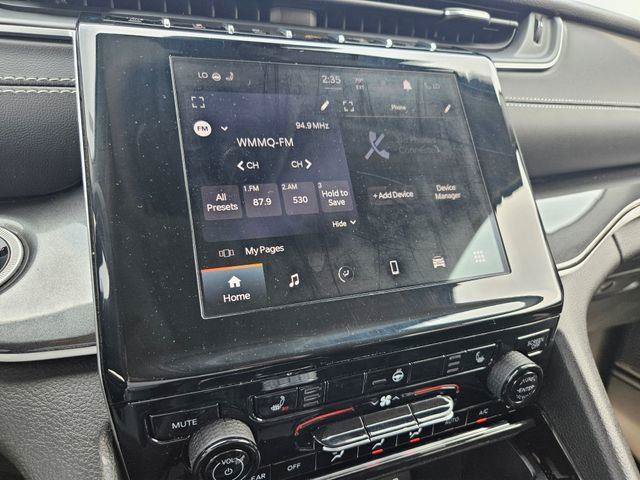 Used 2023 Jeep Grand Cherokee Laredo AWD/4WD image 25