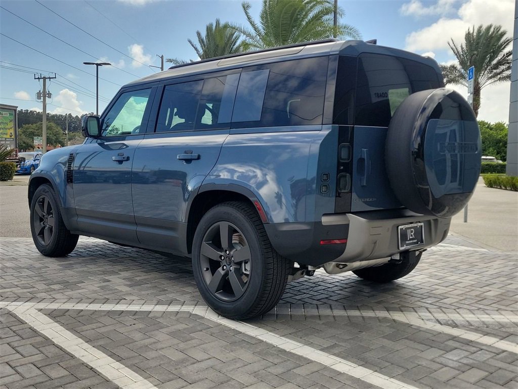 New 2026 Land Rover Defender 110 S image 3
