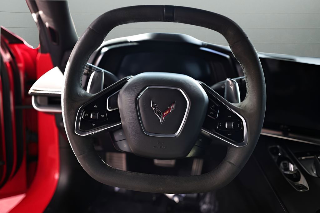 Used 2020 Chevrolet Corvette Stingray Coupe w/ 1LT image 37