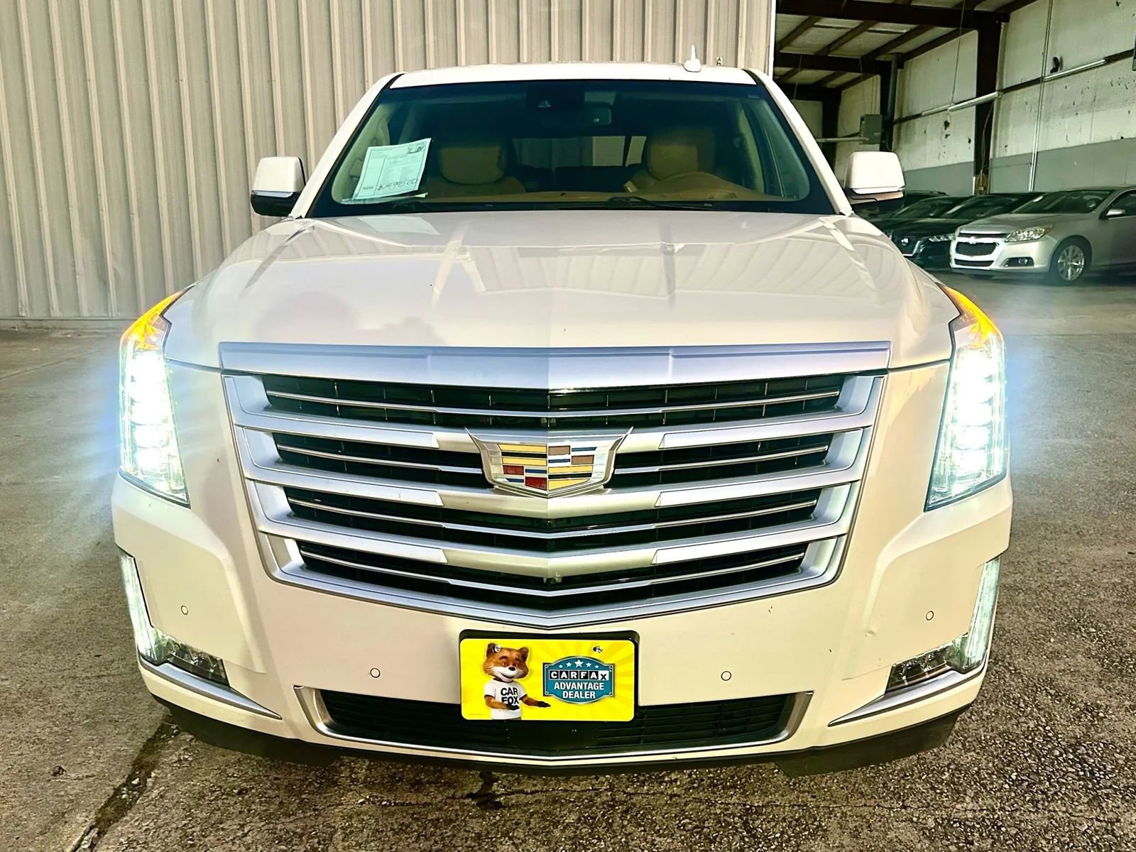 Used 2015 Cadillac Escalade Platinum image 9