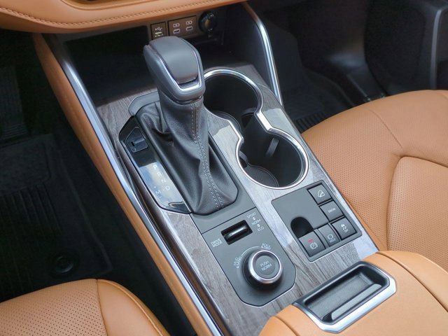 Certified 2025 Toyota Highlander Platinum image 15