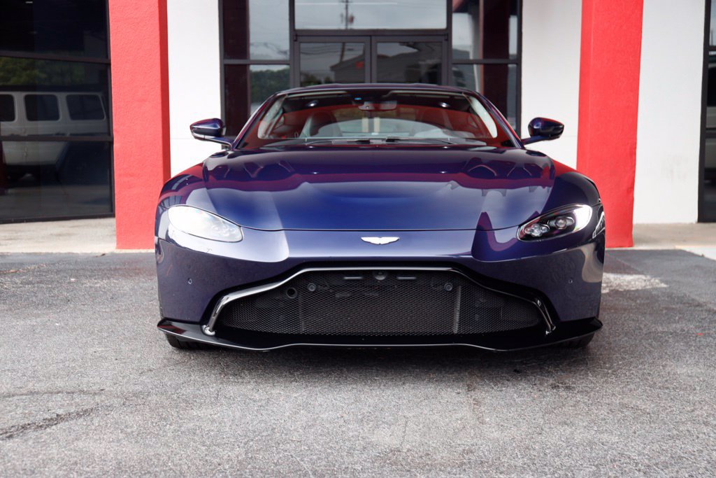Used 2019 Aston Martin V8 Vantage Coupe RWD image 3