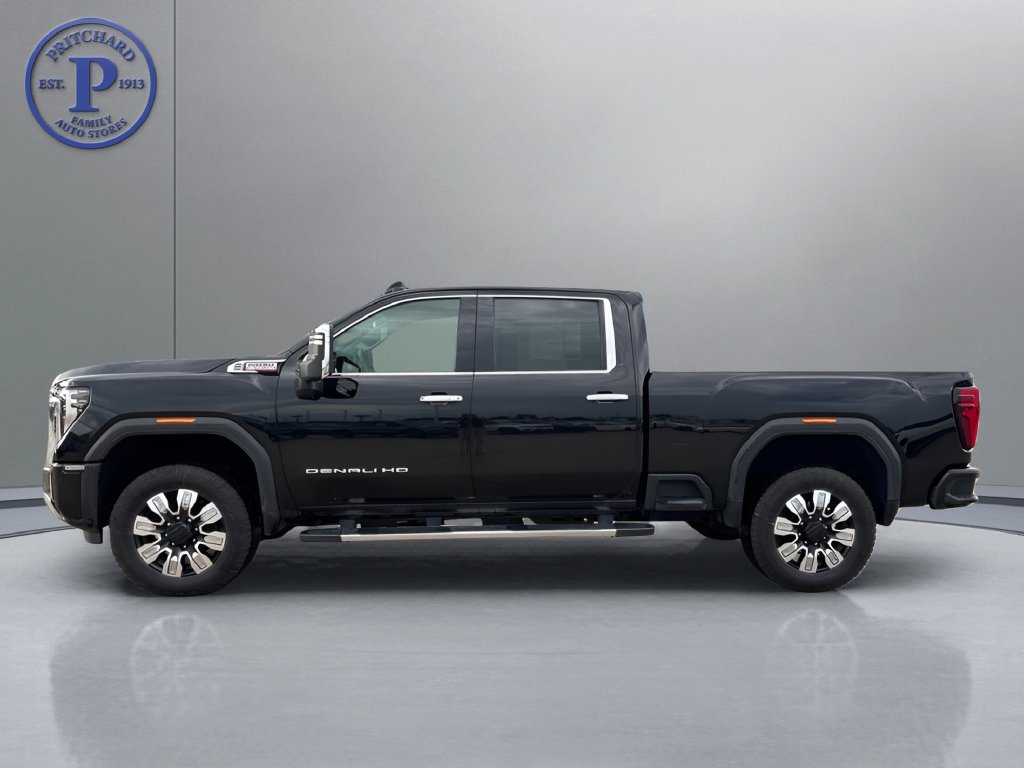 Used 2024 GMC Sierra 2500 Denali AWD/4WD image 4