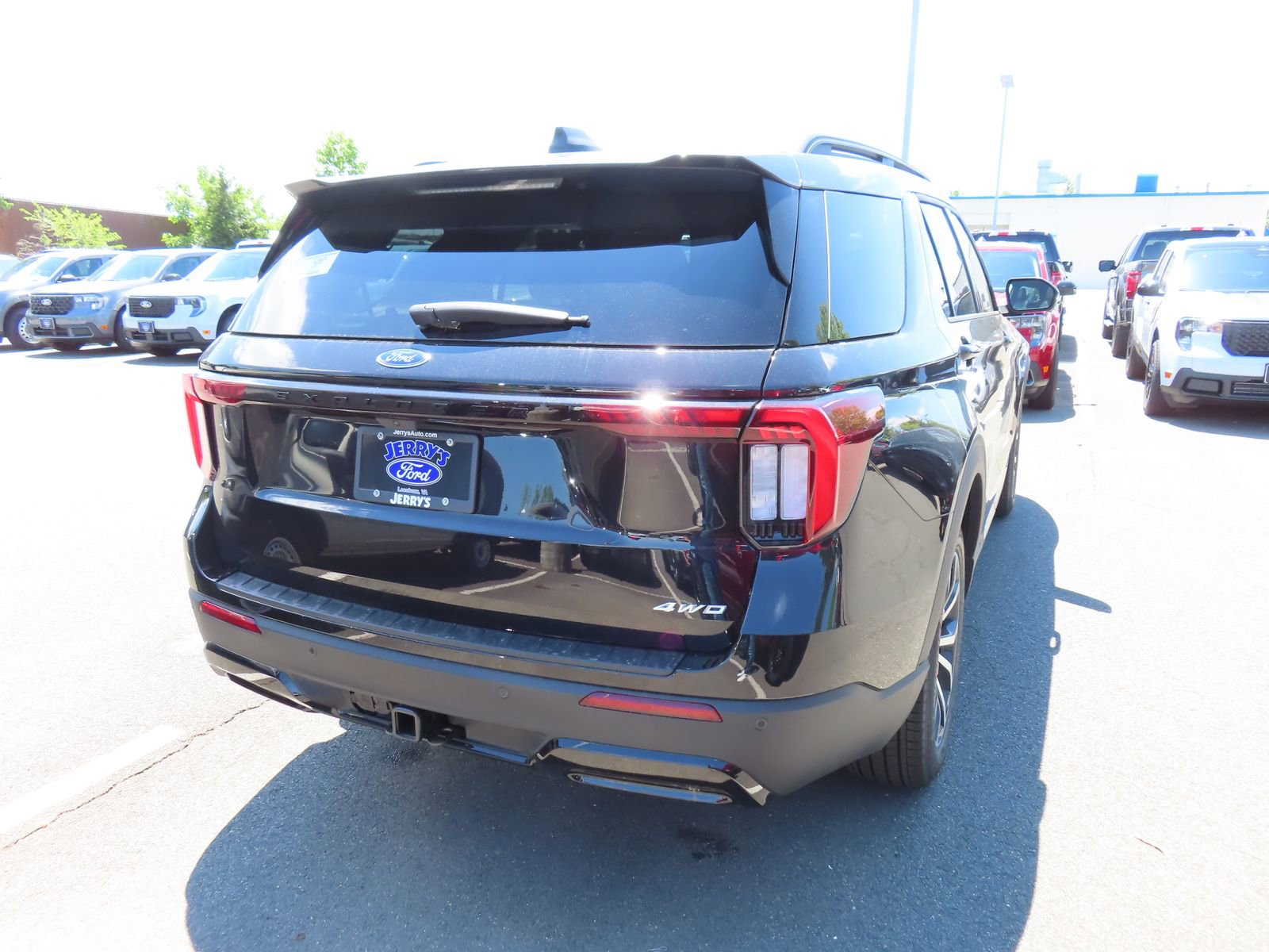 New 2026 Ford Explorer ST-Line AWD/4WD image 4