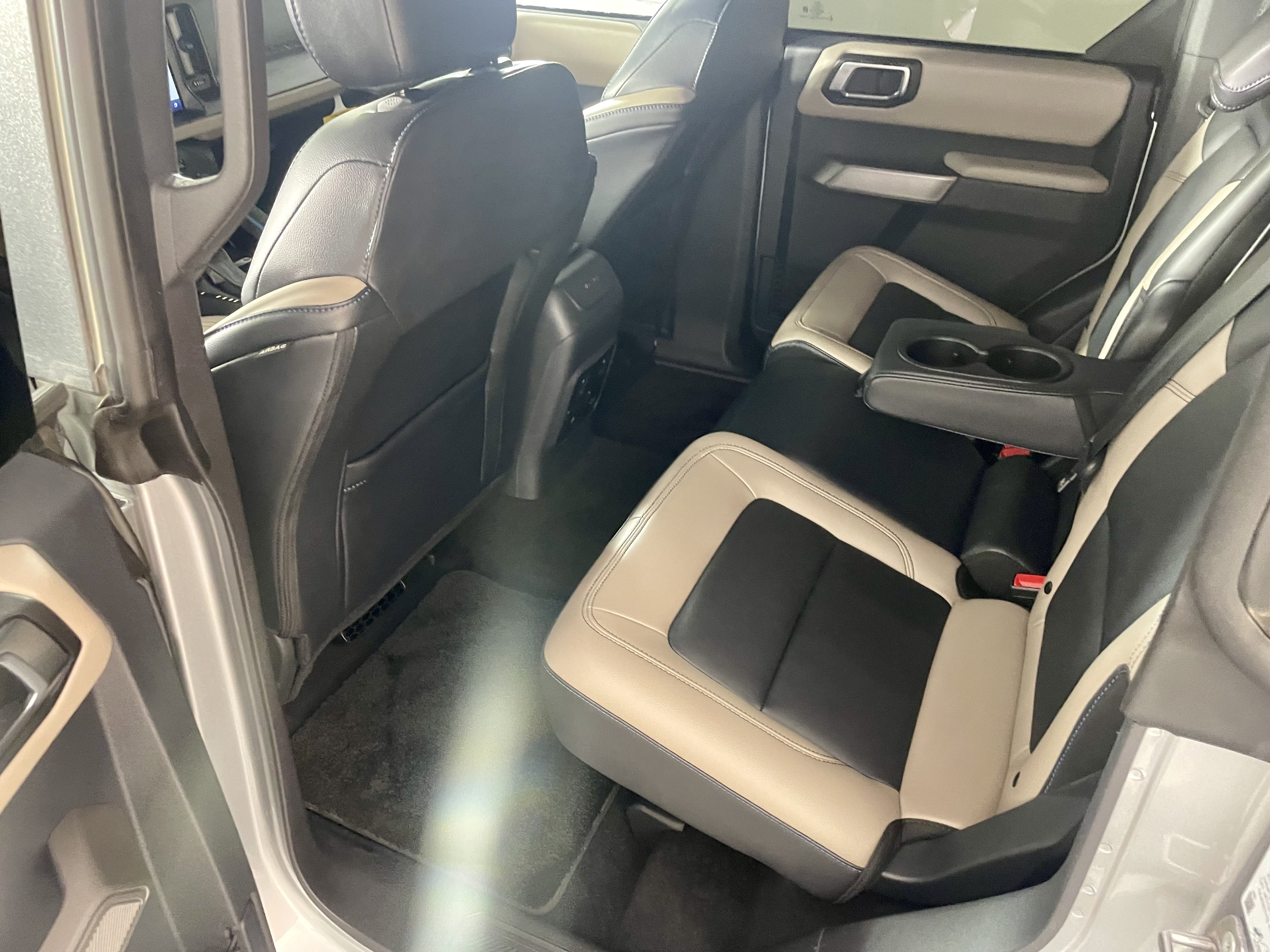 Used 2023 Ford Bronco Wildtrak AWD/4WD image 11