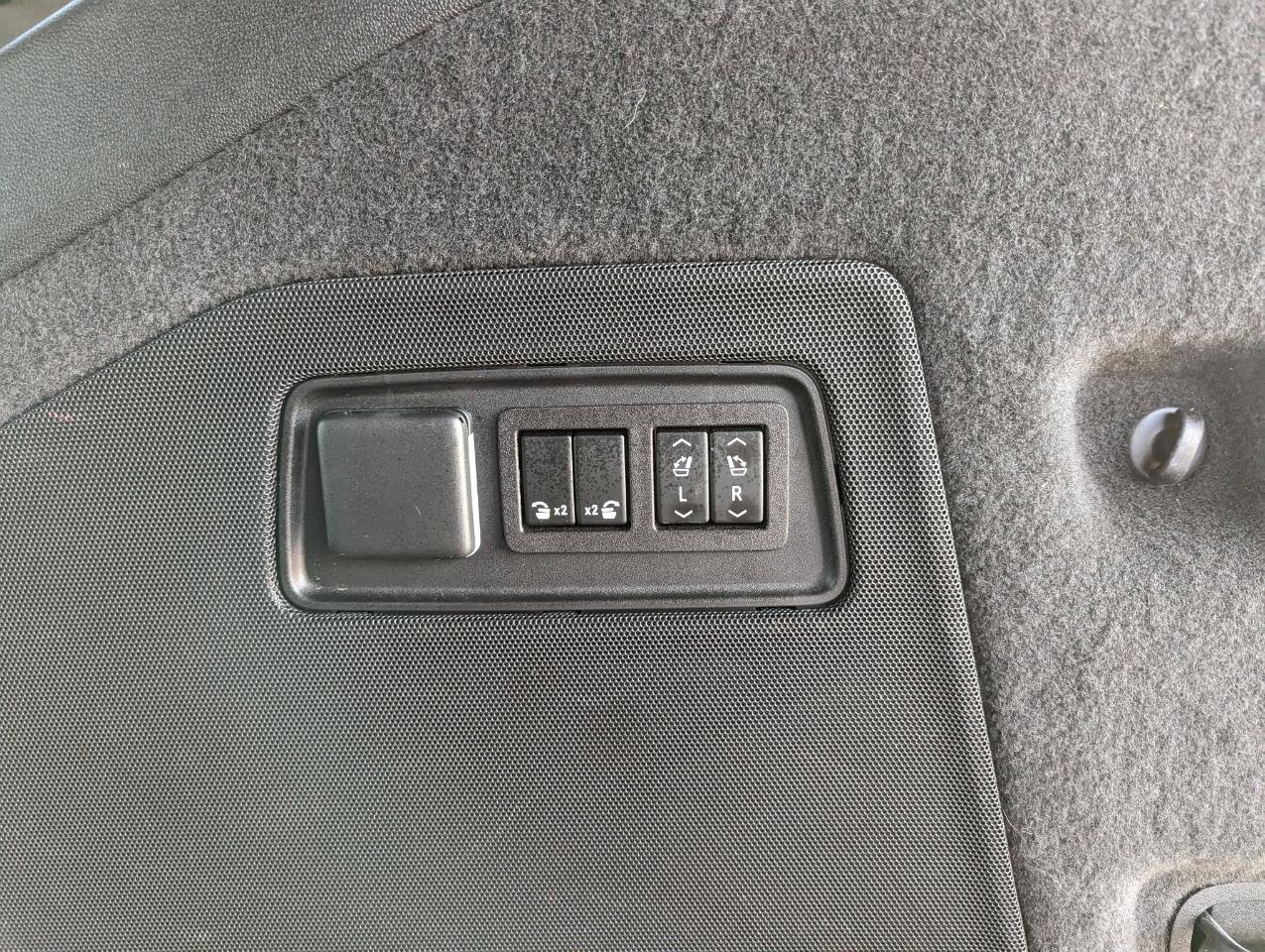 Used 2023 Cadillac Escalade V image 57