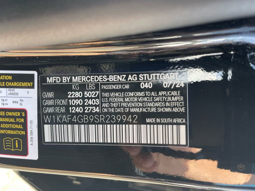 Used 2025 Mercedes-Benz C 300 Sedan image 36