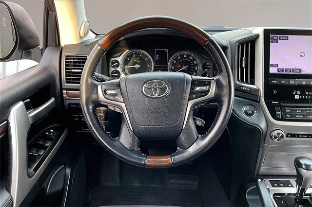 Used 2021 Toyota Land Cruiser image 8