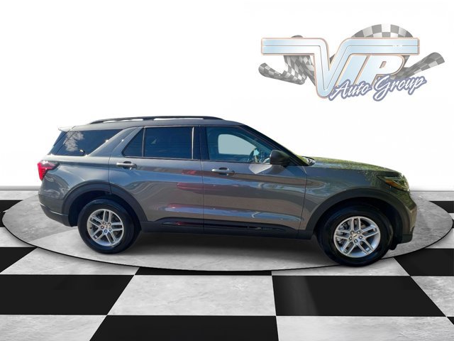 Used 2026 Ford Explorer Active AWD/4WD image 5