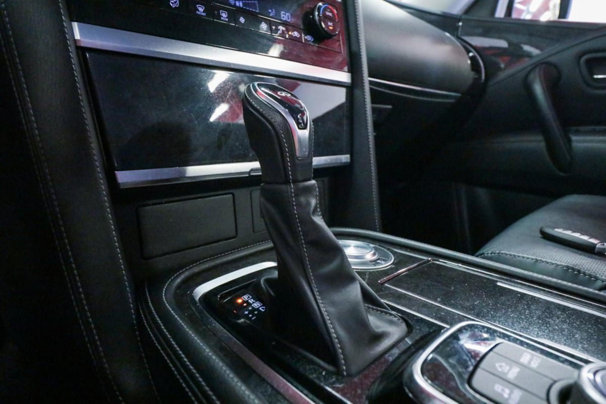 Used 2023 INFINITI QX80 Luxe w/ Cargo Package RWD image 23