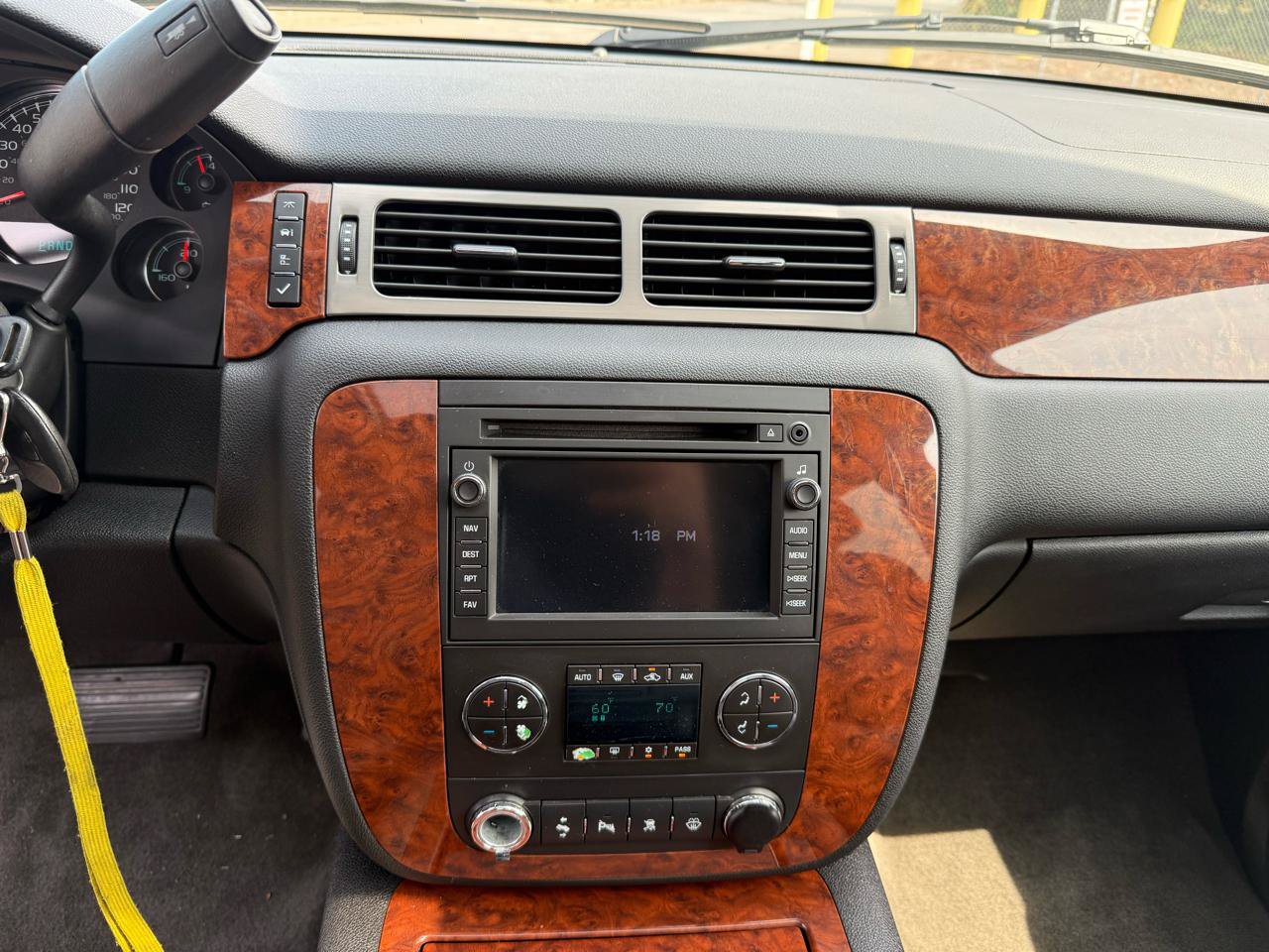 Used 2008 Chevrolet Suburban LTZ w/ LTZ Preferred Equipment Group AWD/4WD image 32