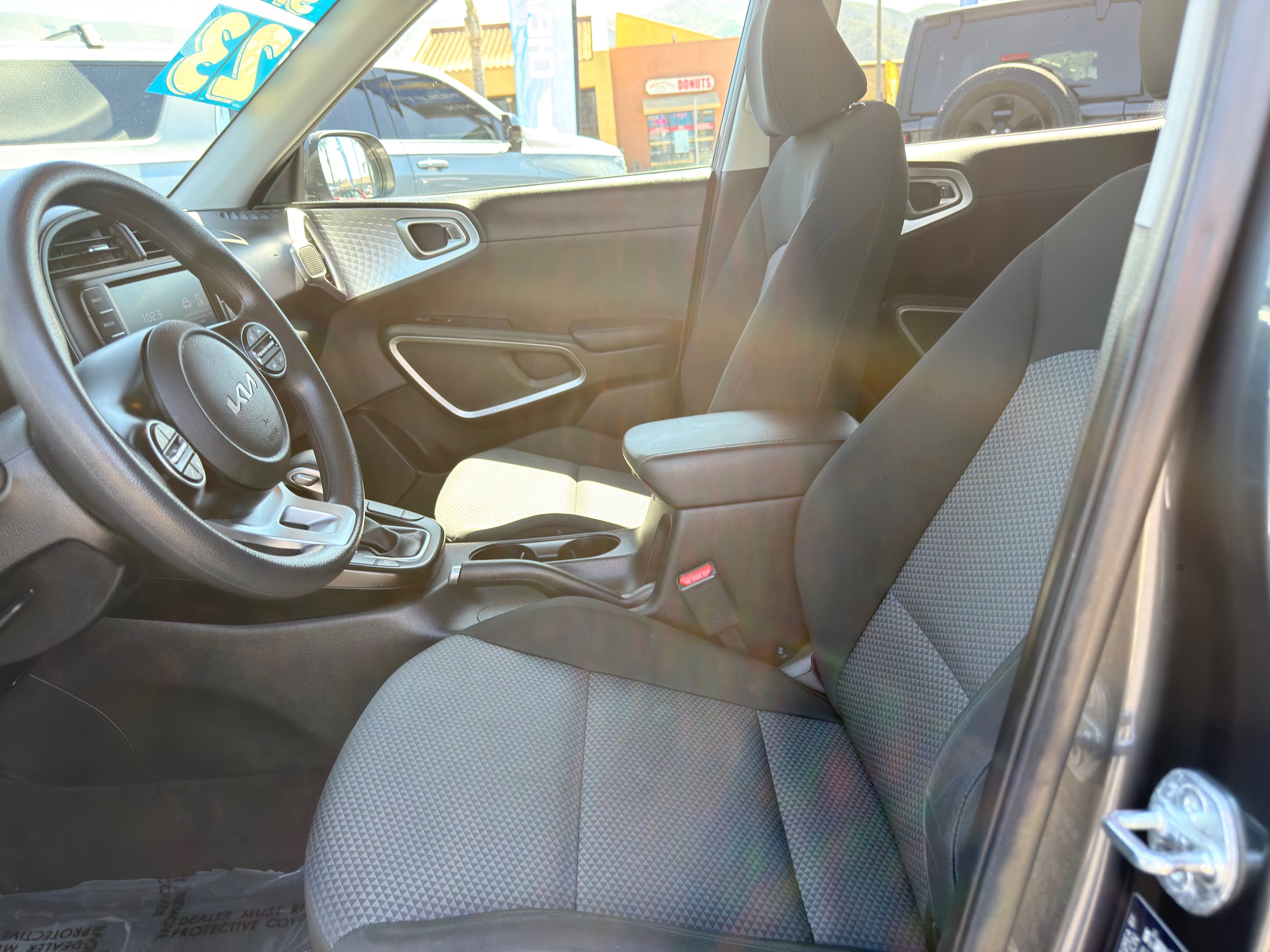 Used 2023 Kia Soul LX w/ Option Group 015 image 18