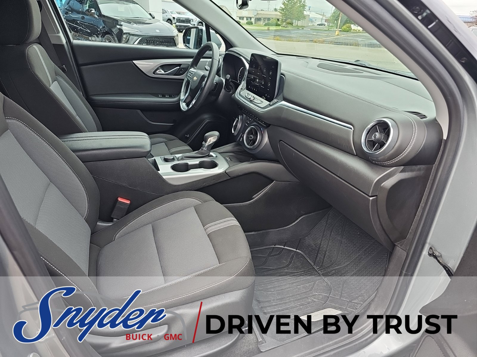 Used 2024 Chevrolet Blazer LT w/ Convenience Package FWD image 28