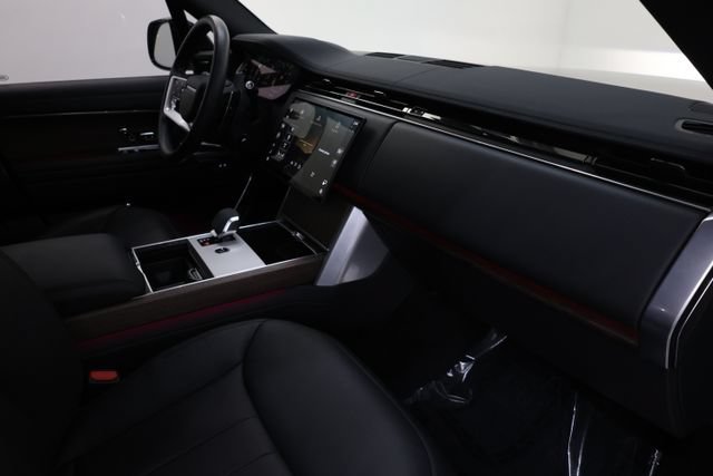 Used 2025 Land Rover Range Rover Long Wheelbase SE AWD/4WD image 76