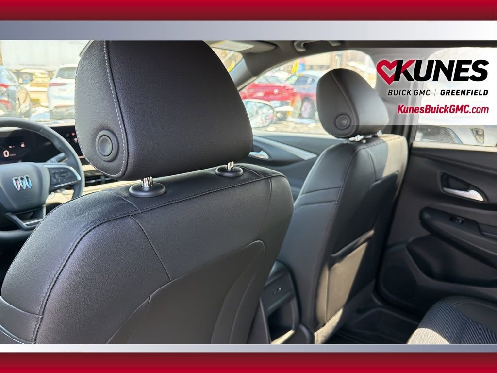 New 2026 Buick Envista Sport Touring w/ Convenience I Package FWD image 33