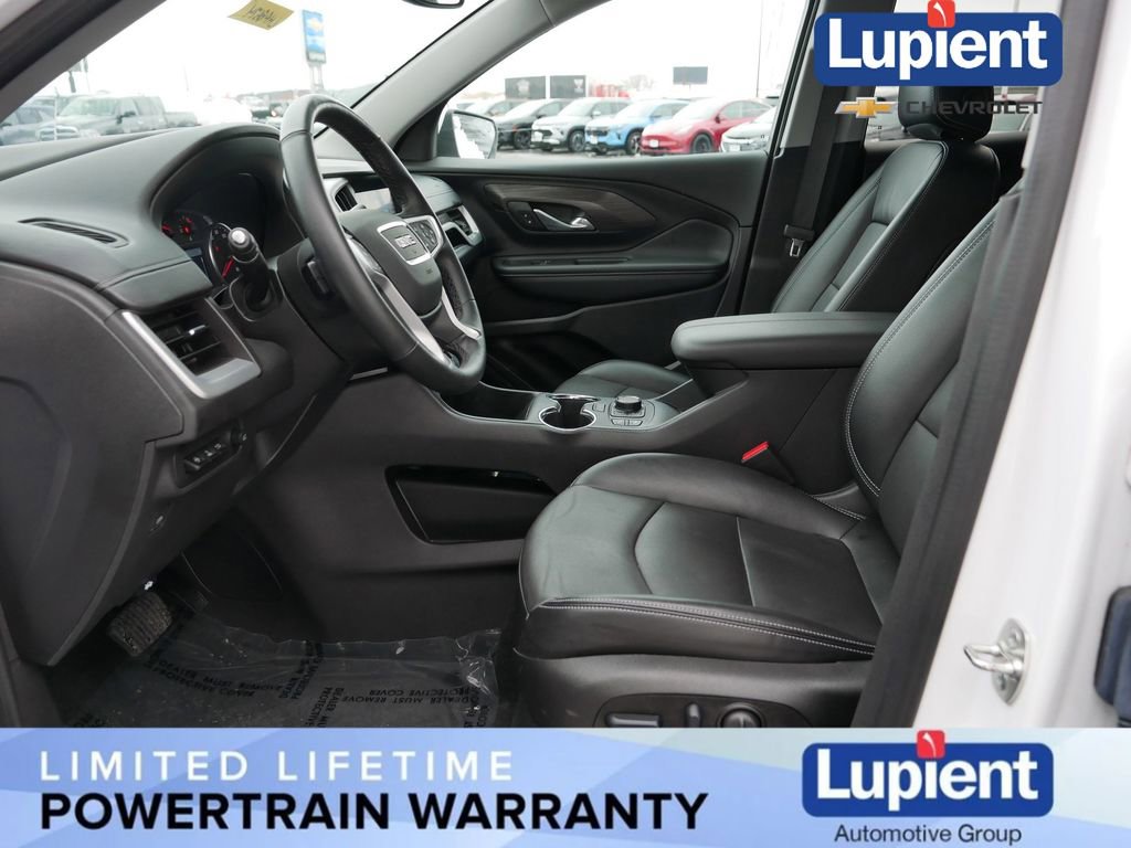 Used 2024 GMC Terrain SLT w/ Infotainment Package II image 15