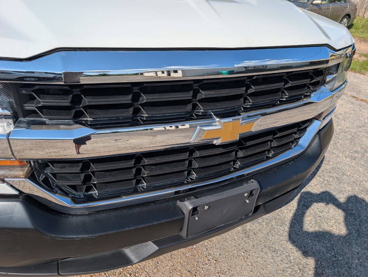 Used 2017 Chevrolet Silverado 1500 W/T w/ Trailering Package RWD image 11