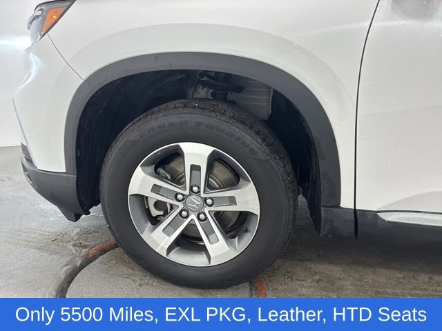 Used 2025 Honda Pilot EX-L image 9
