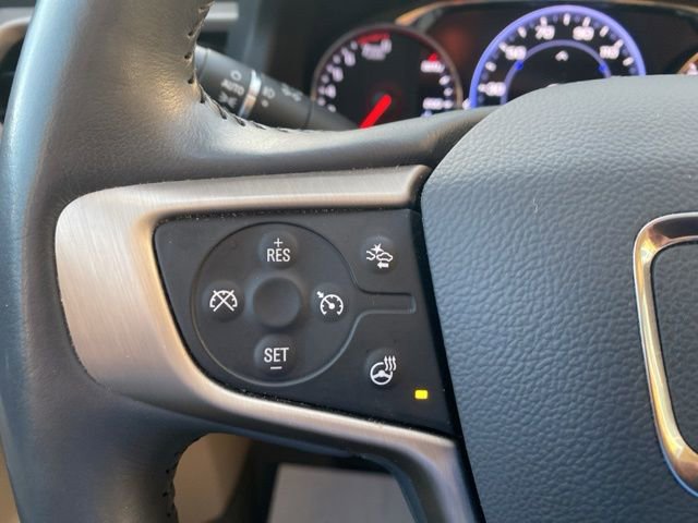 Used 2022 GMC Acadia Denali w/ Denali Ultimate Package AWD/4WD image 11