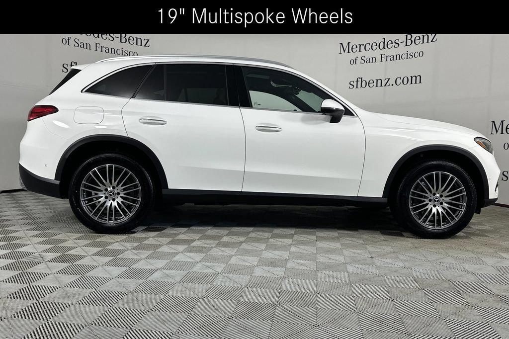 Certified 2026 Mercedes-Benz GLC 300 image 4